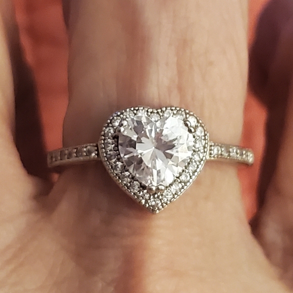Sterling silver diamond cz heart ring - Picture 1 of 6